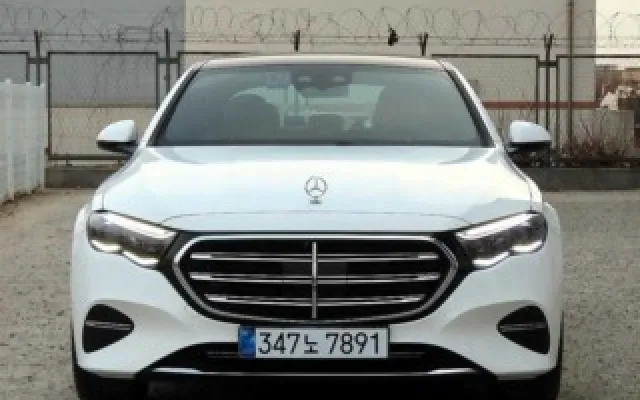 인천개인회생자동차구매 E-클래스 W214 E300 4MATIC 매물 사진 12 - 2025/09 607km